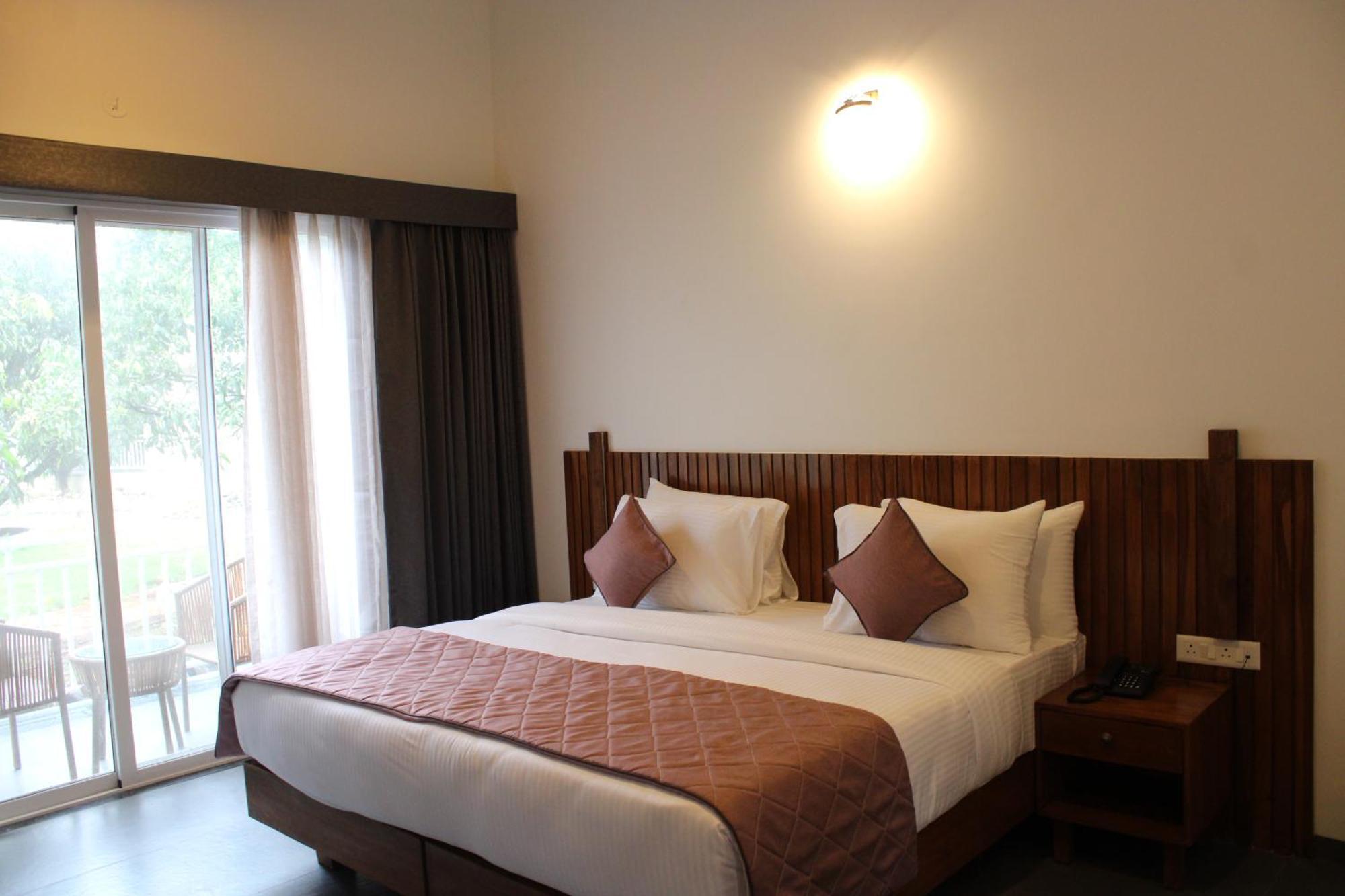 Mango Leaf Lake Resort Malkhed Exteriér fotografie