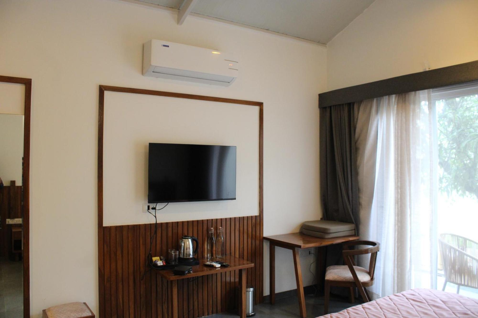 Mango Leaf Lake Resort Malkhed Exteriér fotografie